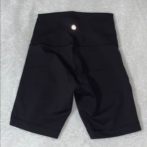 Lululemon black wunder under biker shorts 6”